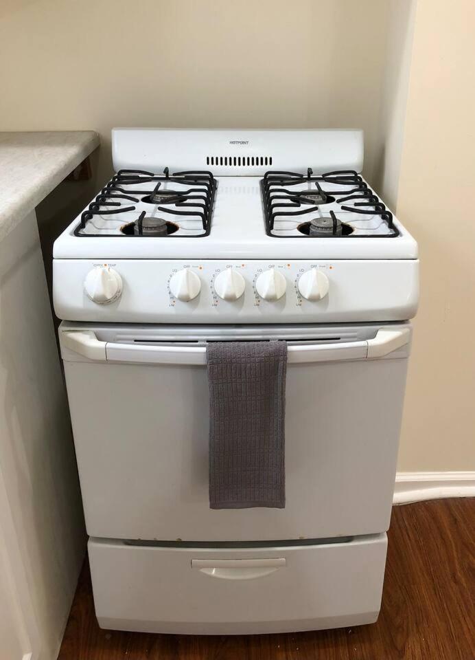 Large And Private 3 Bedroom And 1 Bathroom Apartment Near Newark International Airport Ewr And New York City Экстерьер фото