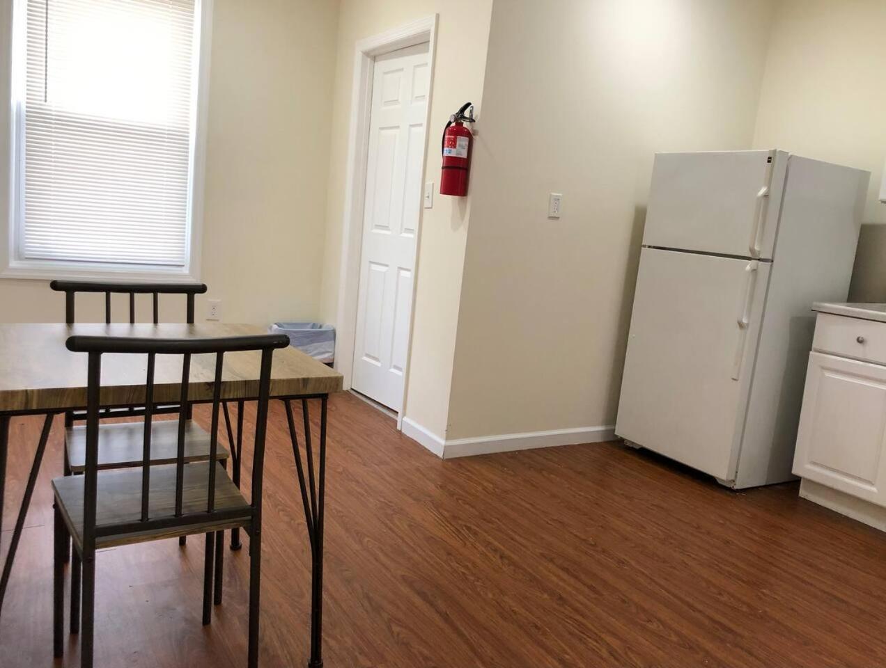 Large And Private 3 Bedroom And 1 Bathroom Apartment Near Newark International Airport Ewr And New York City Экстерьер фото